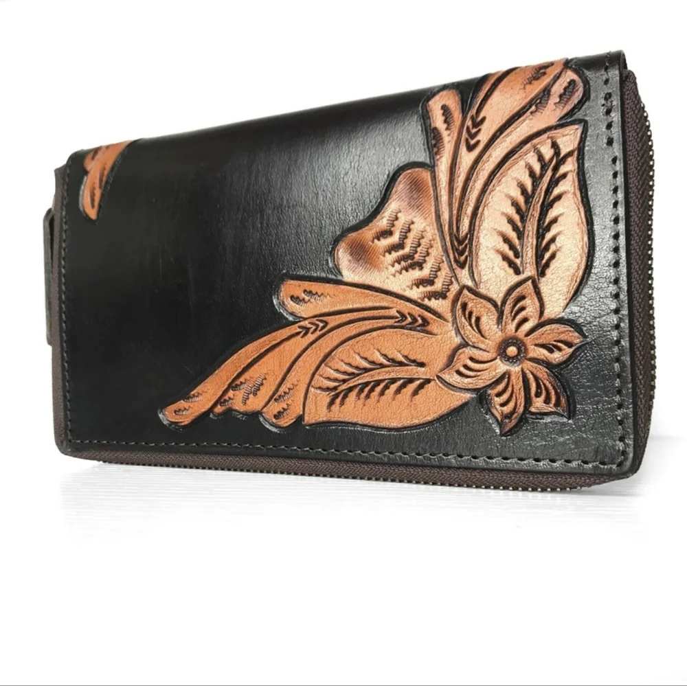 Last TWO! Gorgeous Handmade/Hand Carved Genuine Leather Western Style Wallet - Picture 3 of 9